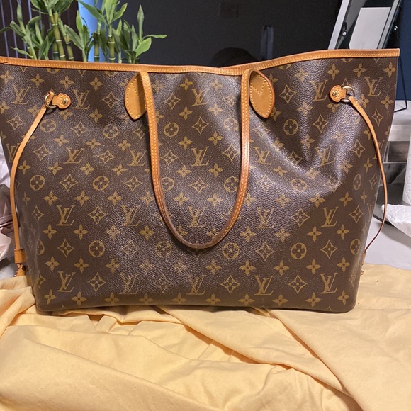 Louis Vuitton Neverfull GM - Picture 12 of 14
